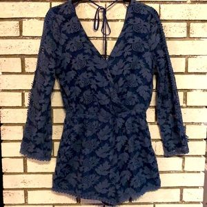 Adelyn Rae Romper Size Small